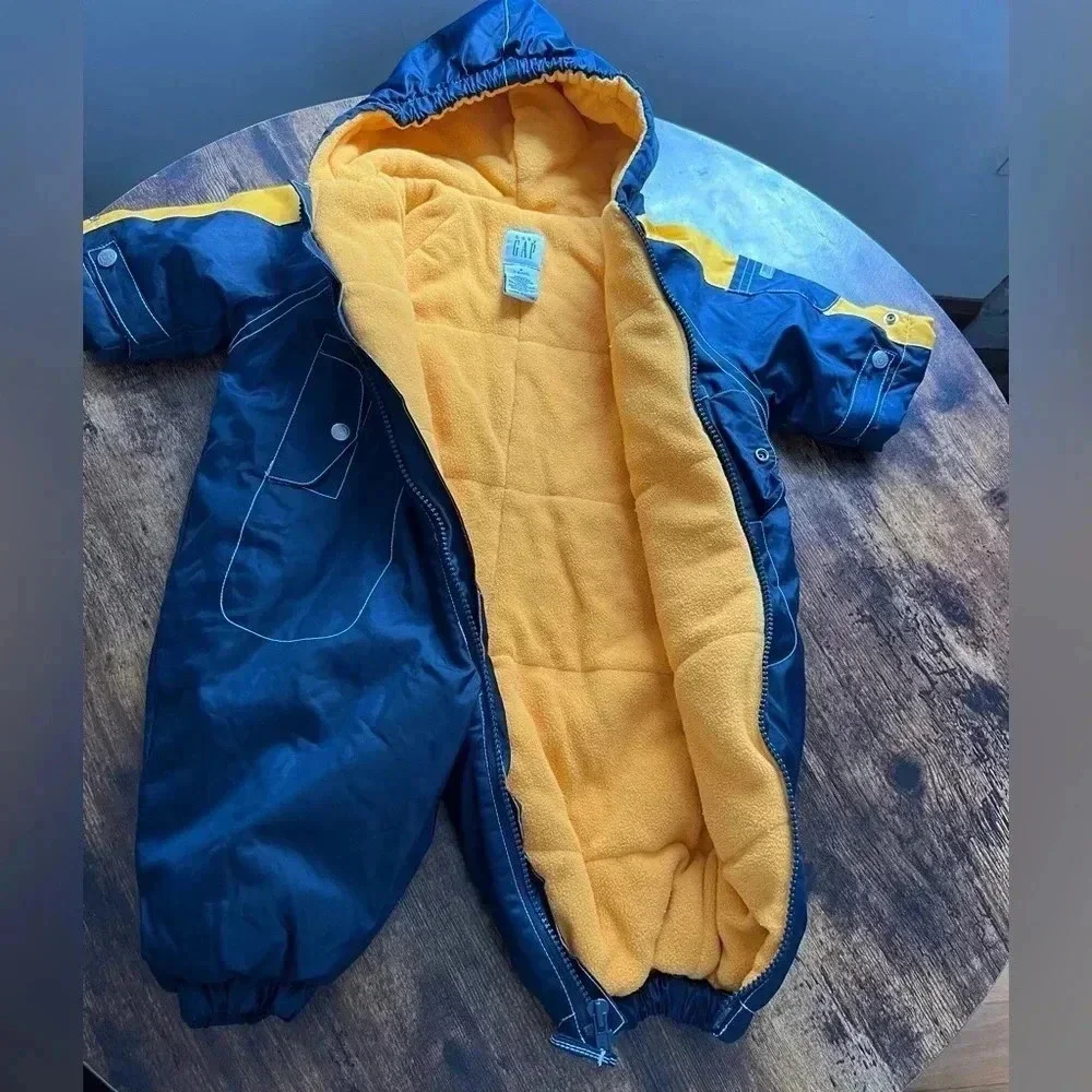 baby GAP | infant snowsuit. Size: 3-6M​